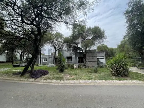 ALQUILER CASA COUNTRY EL BOSQUE - DISPONIBLE PARA INGRESO EN ABRIL 2026.