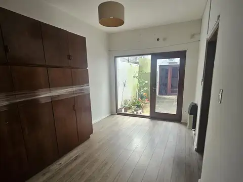 Casa en Venta en Alberdi, USD 200.000