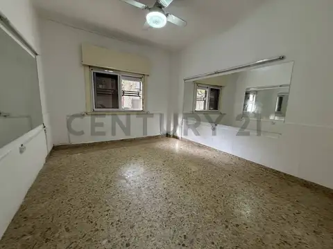Depto Tipo Casa en Venta en Santos Lugares, USD 159.000