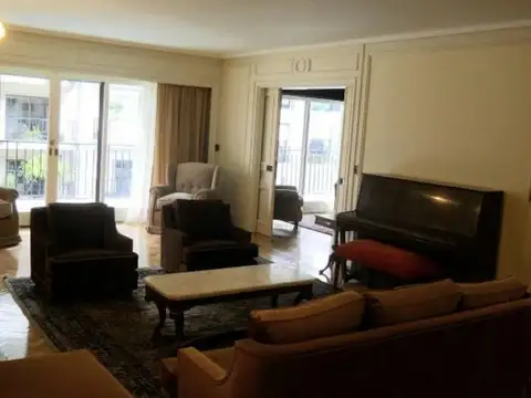 Departamento en Alquiler de 5 ambientes