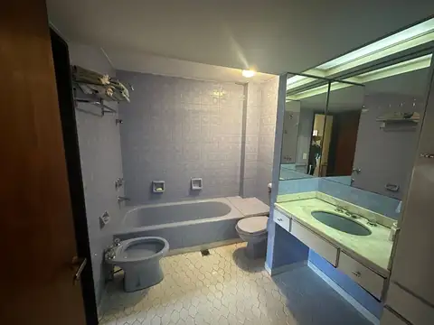 Roque Saenz Peña 2700