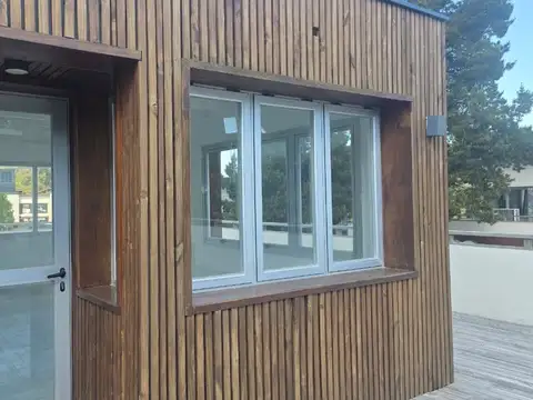 Paseo Comercial - Góndola 100