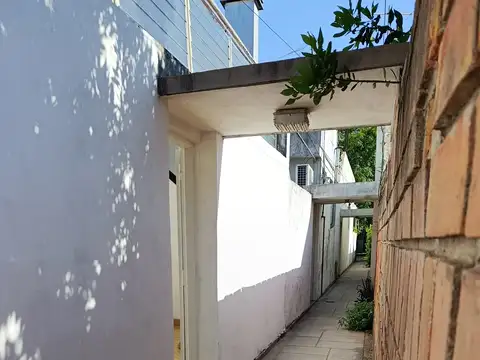 Departamento tipo casa en venta en Santos Lugares