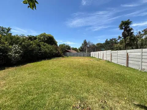 LOTE EN VENTA EN ROBLES DEL MONARCA, PILAR