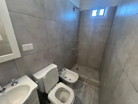 1 amb Lateral Baño y Cocina reciclados!