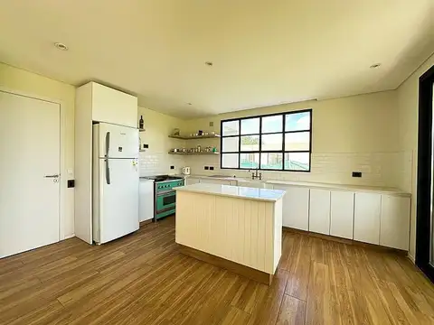 Casa en Venta en La Magdalena, USD 270.000