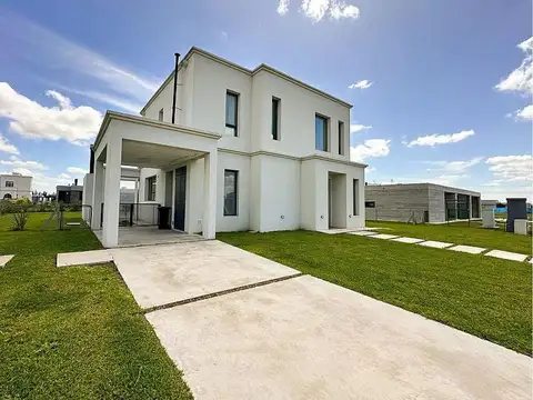 Impecable casa EN VENTA  en La Magdalena Barrio Privado. Canning, Esteban Echeverría.