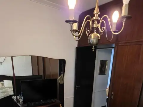 Depto Tipo Casa en Venta 60 años