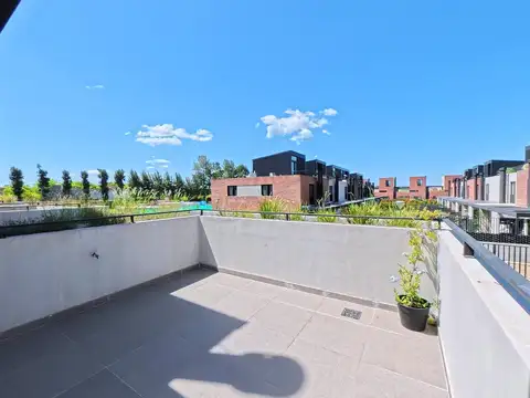 Duplex en Venta en Santa Ana Joven