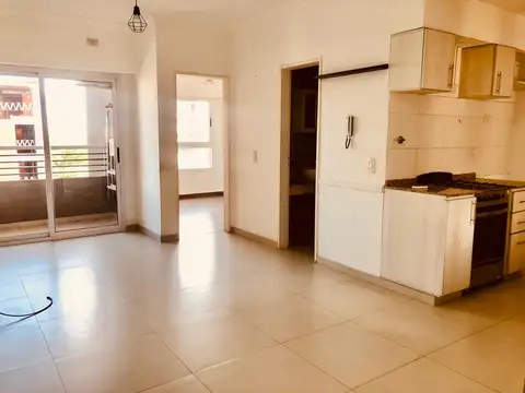 Departamento en Alquiler en Moron Sur, $ 500.000