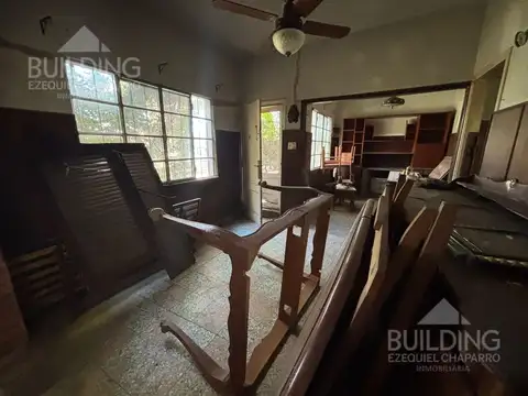 Casa 5 ambientes con 1 baño