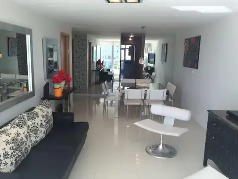 Departamento en Alquiler Temporal con 1 cocheras