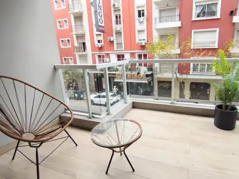 Departamento en Venta en Plaza Colon, USD 135.000