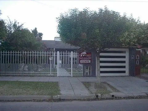 Casa - Venta - Argentina, La Matanza - BEETHOVEN 5679
