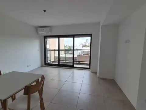 Departamento en Luis Agote
