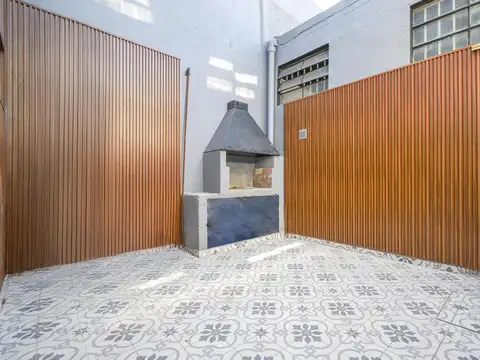 Venta PH 3 Ambientes Reciclado con Monoambiente en Moron