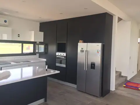 Casa en Venta en Puertos - Acacias, USD 150.000
