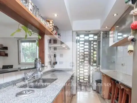 Departamento 5 ambientes con 2 baños