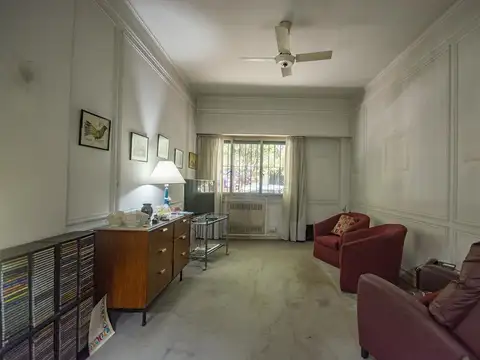 3 amiebtes en Monserrat - PB