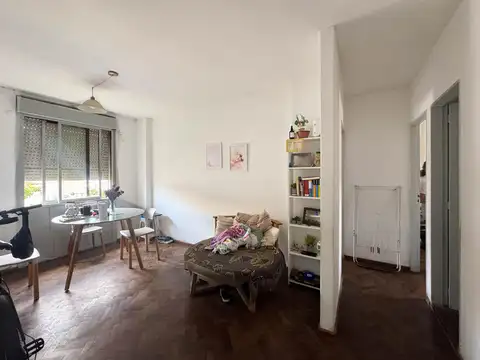 San Martin 1860 (06-02)