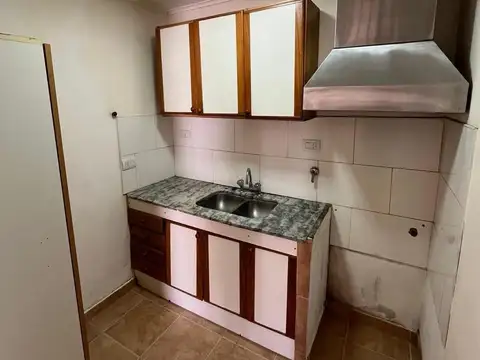 Departamento en Alquiler en Villa Gobernador Galvez, $ 450.000