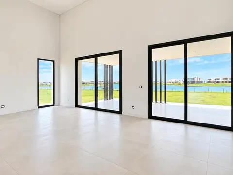 Casa en venta a estrenar 7 ambientes en barrio Amarras Puertos de Escobar