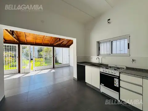CASA VENTA FLORIDA 4 AMBIENTES