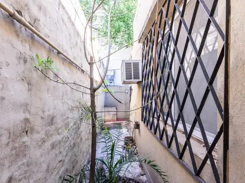 Depto Tipo Casa en Venta de 2 ambientes