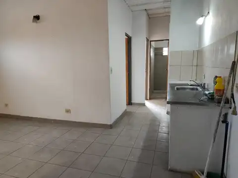 Del Colegio 1300