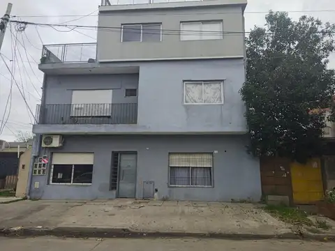 Del Colegio 1300