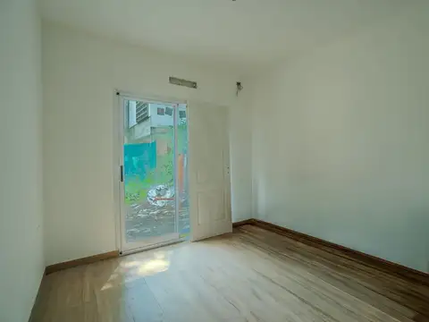 CASA EN VENTA CITY BELL 2 DORMITORIOS A ESTRENAR