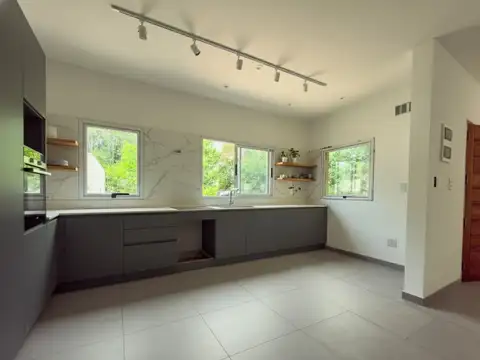 135 e/ 469 y 470 500