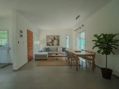 CASA EN VENTA CITY BELL 2 DORMITORIOS A ESTRENAR