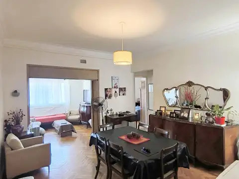 Departamento 4 ambientes zona UADE ideal flipping