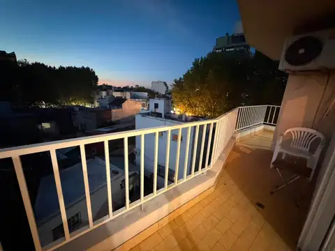 Departamento en Alquiler en Villa del Parque, $ 800.000
