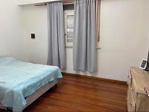 VENTA EN BLOCK 2 DEPARTAMENTOS Y LOCAL EN ESQUINA