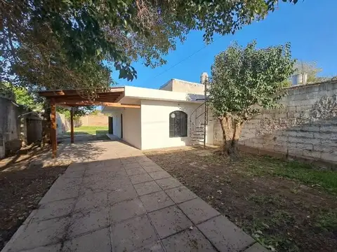 VENTA CASA 2 DORM LOS PLATANOS A TERMINAR
