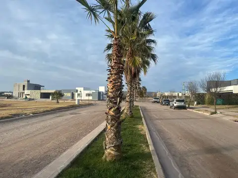 Terreno en Venta en Baños Lunlunta, USD 50.000