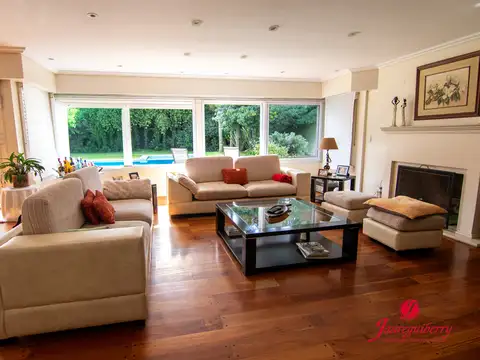 Casa en Venta de 4 dormitorios