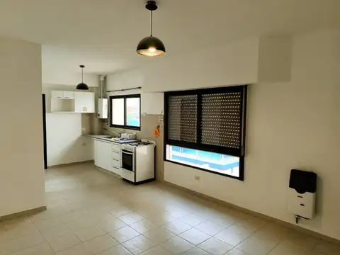 DEPARTAMENTO 2 AMBIENTES EDIFICIO CON PISCINA, QUINCHO Y SEGURIDAD. SAN MARTIN 948 AVELLANEDA