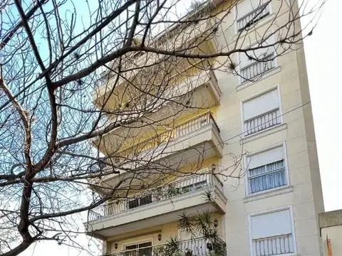 Diagonal Brown 1500, Piso 2°