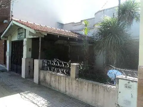 Casa en Valentin Alsina