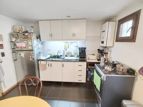 Venta PH 3 ambientes con patio! Entrada independiente