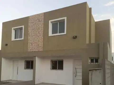 ALQUILO DUPLEX 2 DORMITORIOS VALLE CERCANO