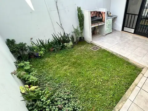 Depto Tipo Casa en Venta de 2 ambientes