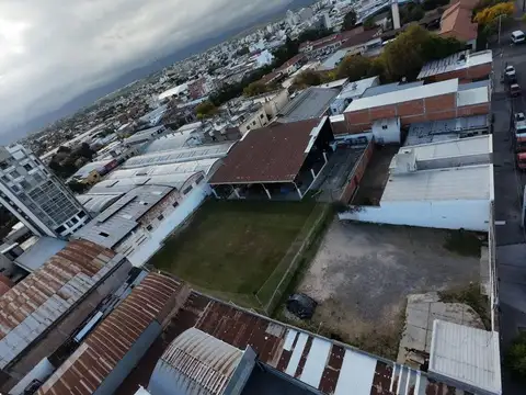 TERRENO VENTA DE 2671 M2 MACROCENTRO