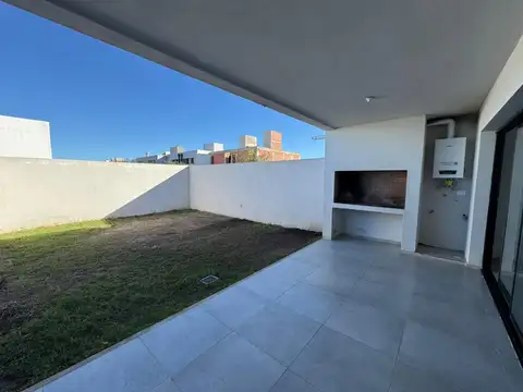 Duplex en alquiler 3 dormitorios Solares de Manantiales
