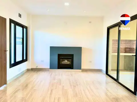 VENTA CASA CIRCUNVALACION OESTE DUEÑO FINANCIA