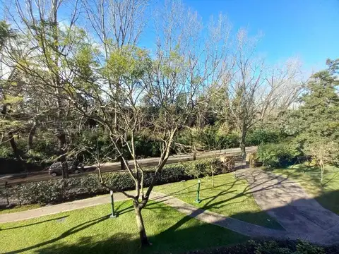 Departamento en Venta en Martinez, USD 200.000