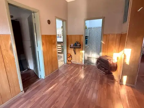 Casa 3 ambientes con 1 baño